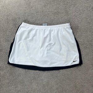 2000s Nike Tennis Skort